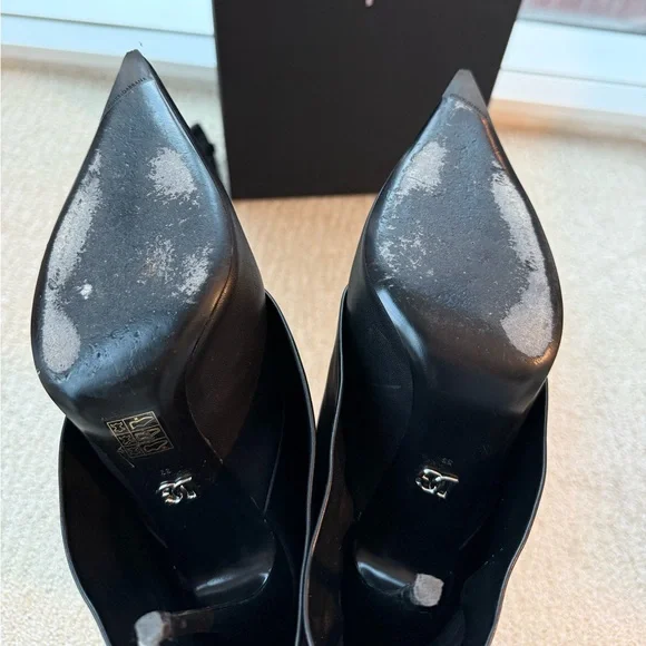 Dolce & Gabbana  DG Plaque Pointed-Toe Knee Boots Black Heels Size 39 (8) - Picture 4 of 9